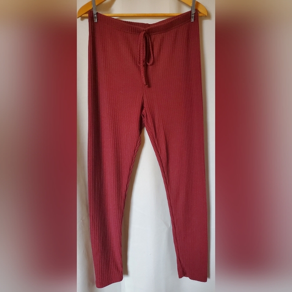 Ribbed Set - Picture 5 of 7